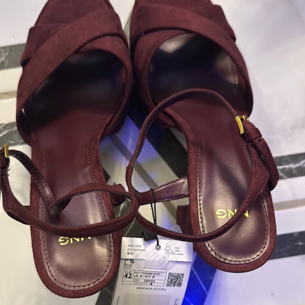 Mango Brown Sandals Elegant Design